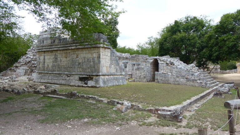 chichenitza389